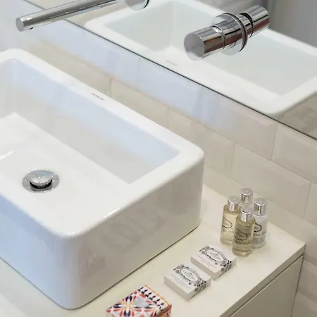 Bom-jardim Trindade *